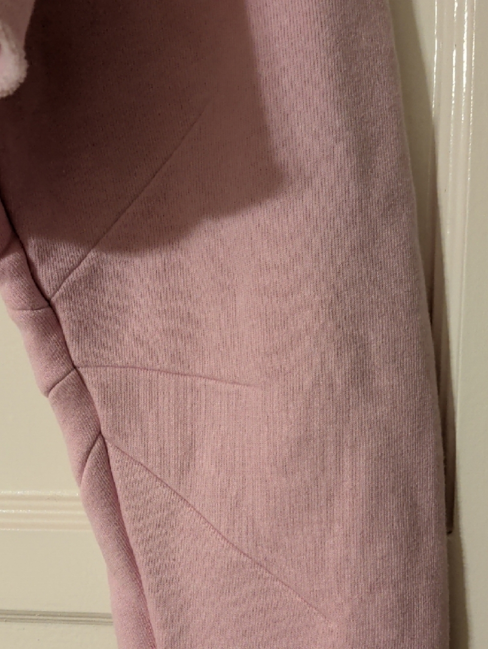 ALO Yoga Extreme Cropped Pullover Sweatshirt in Flamingo - Picture 5 of 10